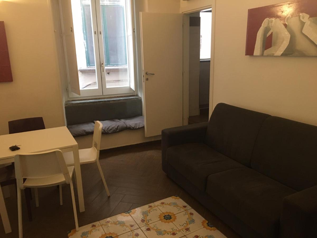 Palazzo Della Poesia Casa Vacanze Salernes Extérieur photo