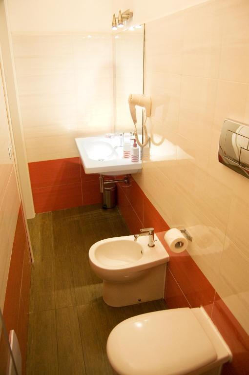 Palazzo Della Poesia Casa Vacanze Salernes Chambre photo